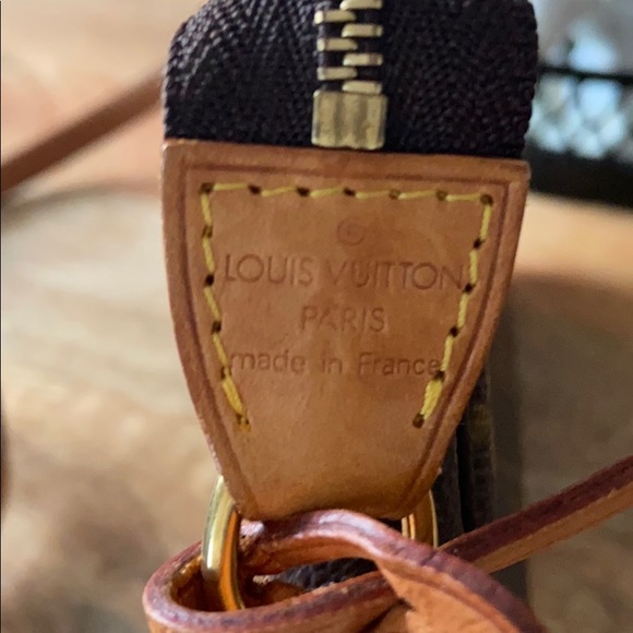 Louis Vuitton Monogram Pochette and Accessories - Picture 13 of 16